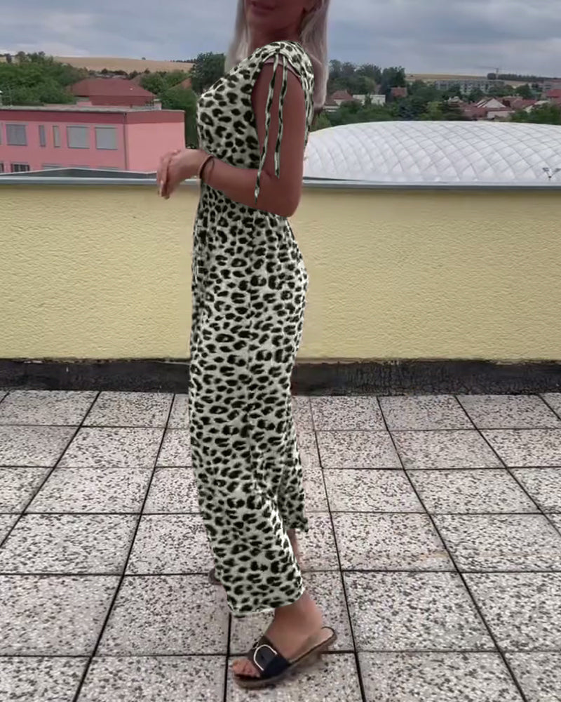 Elin | Ärmlös Klänning Med Leopardtryck