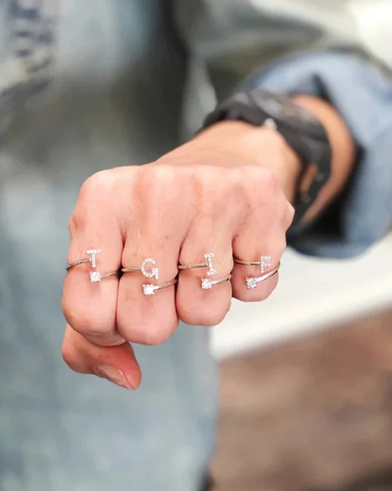 Elin | Öppen zirkonia-ring med initialer