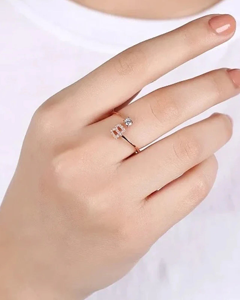 Elin | Öppen zirkonia-ring med initialer