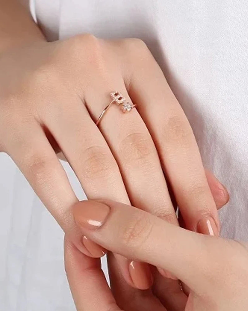 Elin | Öppen zirkonia-ring med initialer
