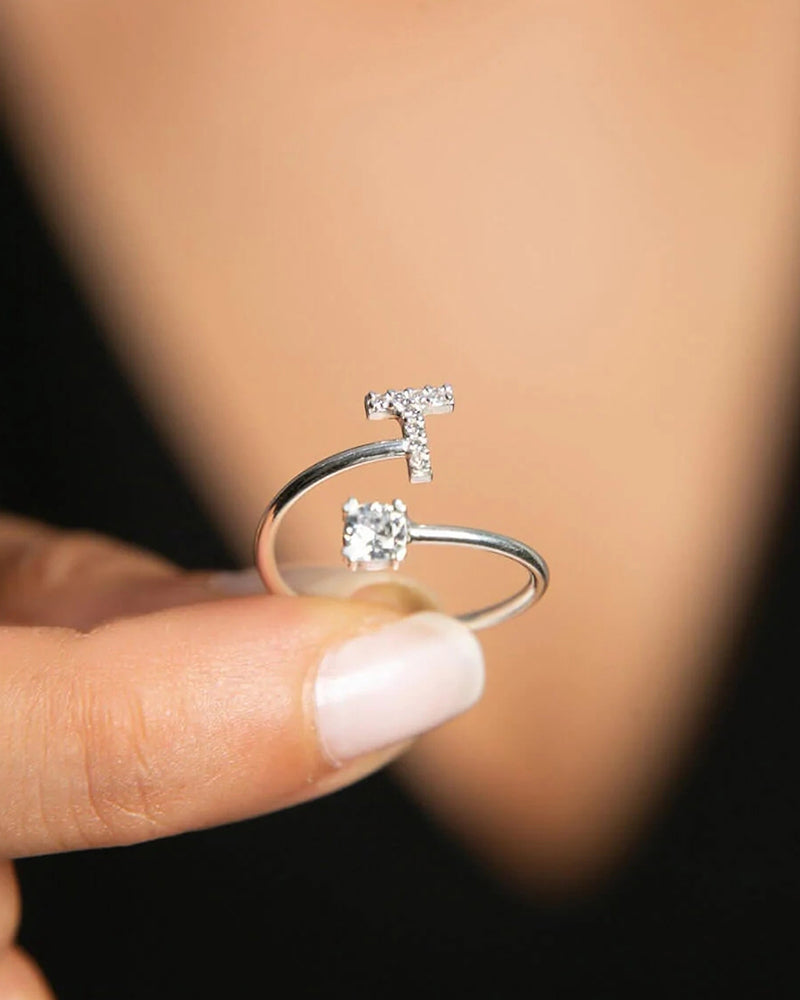 Elin | Öppen zirkonia-ring med initialer