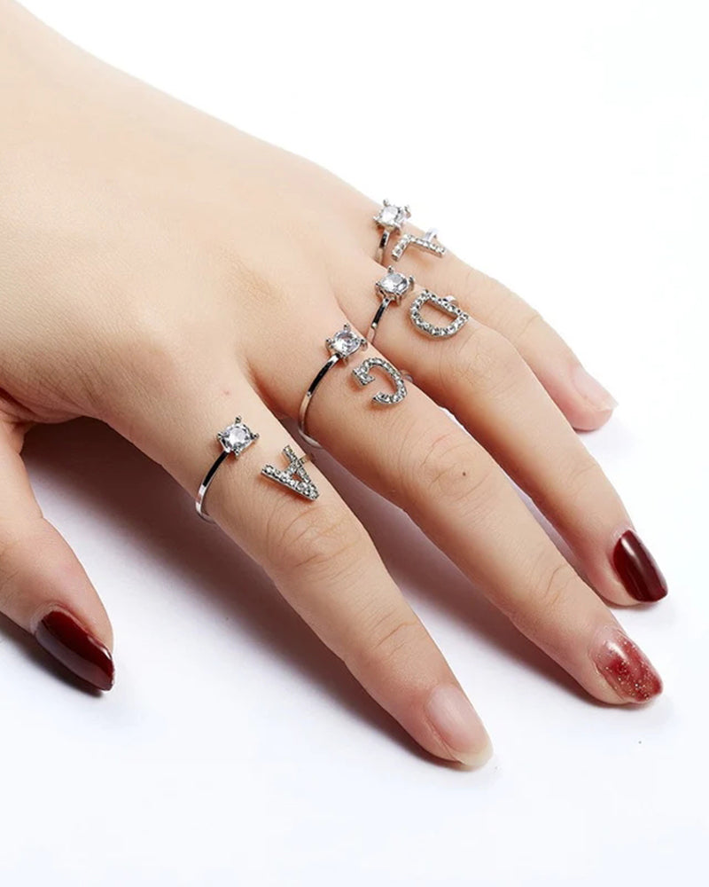 Elin | Öppen zirkonia-ring med initialer