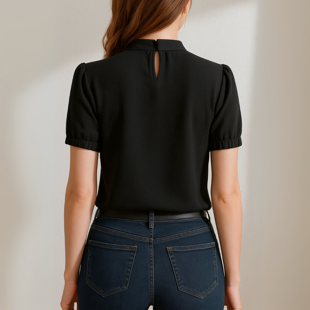 Elin | Svart Plisserad Blus Med Delade Ärmar