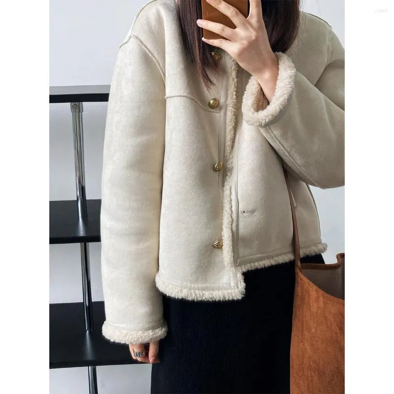 Elin | Jade